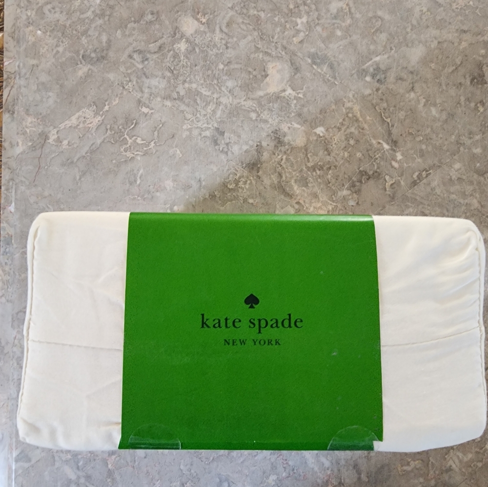 NWT Kate Spade Queen Sheet Set - Picture 6 of 7